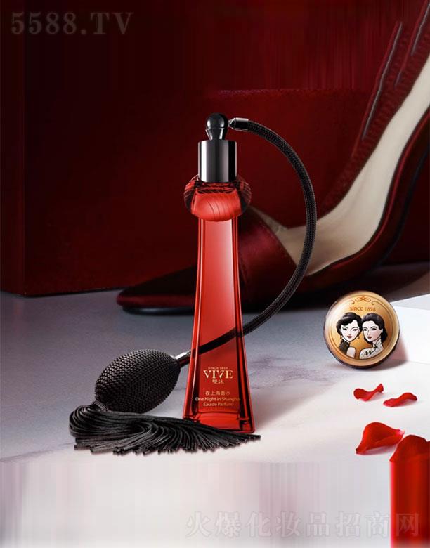 �Ϻ��һ�(li��n)�Ϲɷ����޹�˾���p��ҹ�Ϻ���ˮ