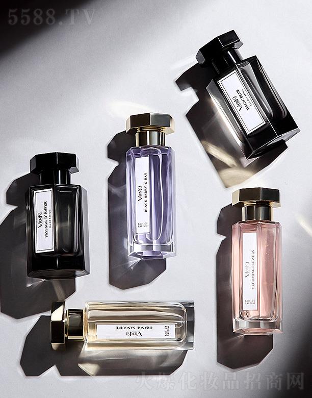 ���^�����һ��yƷ���޹�˾����z��Ůʿ��ˮ