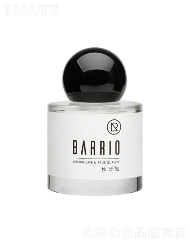 ����W���w  ������