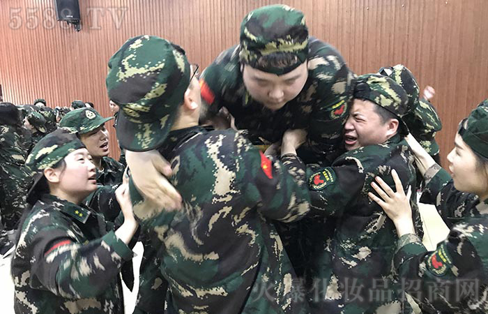 ��չӖ(x��n)���Ƕ̕�����Ӱ푅s�����h(yu��n)�ģ�