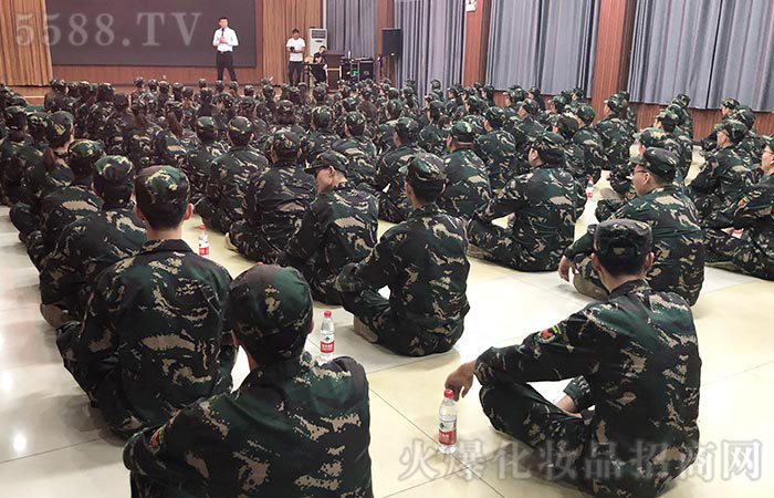 ����̎̎���n�ã��۲��옷����