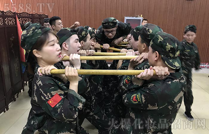 һ�s��s��һ�p��p��һ��(g��)�F(tu��n)�(du��)�Ęs�u(y��)����Ҫÿһ��(g��)�˶�����ؓ(f��)؟(z��)���c��ɵ���