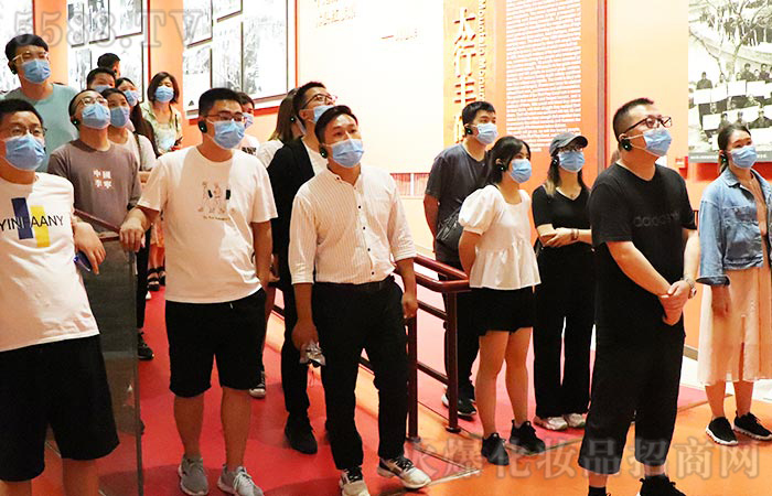 ��һ�������c��ֻ������һ������c