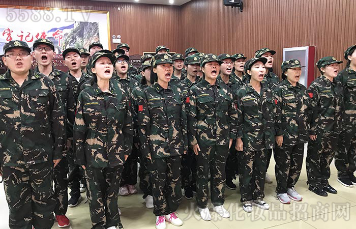 ȫ���Ը�������ͻ��������