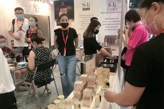 ������ޱ���yƷ���V�ݣ����޹�˾ 