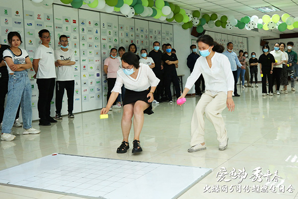 �\�ӽ≺����ӵ��ף��𱬾W(w��ng)�����\�� ���ഺ��5���\�����Օ��A�M�e�k