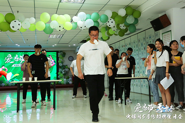 �\�ӽ≺����ӵ������𱬾W(w��ng)�����\�� ���ഺ��5���\�����Օ��A�M�e�k