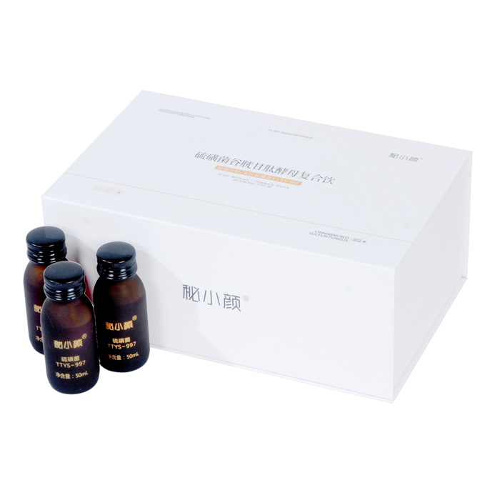 ��С���Ǿ����׸��Ľ�ĸ�ͺ��