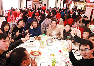 �M�ъ^���ĺ��~���҂������𱬵ļ�����