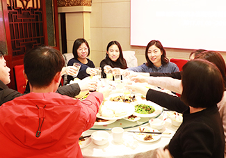 ��ʢ������ҚgЦ�Z���䘷���ڣ�