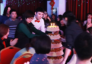 11�d�L(f��ng)�꣬�ж�������ף�𱬾W(w��ng)���տ옷��